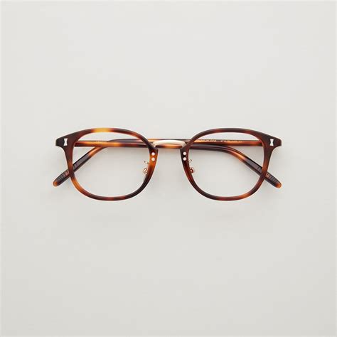 Grafton: Square acetate and metal glasses .